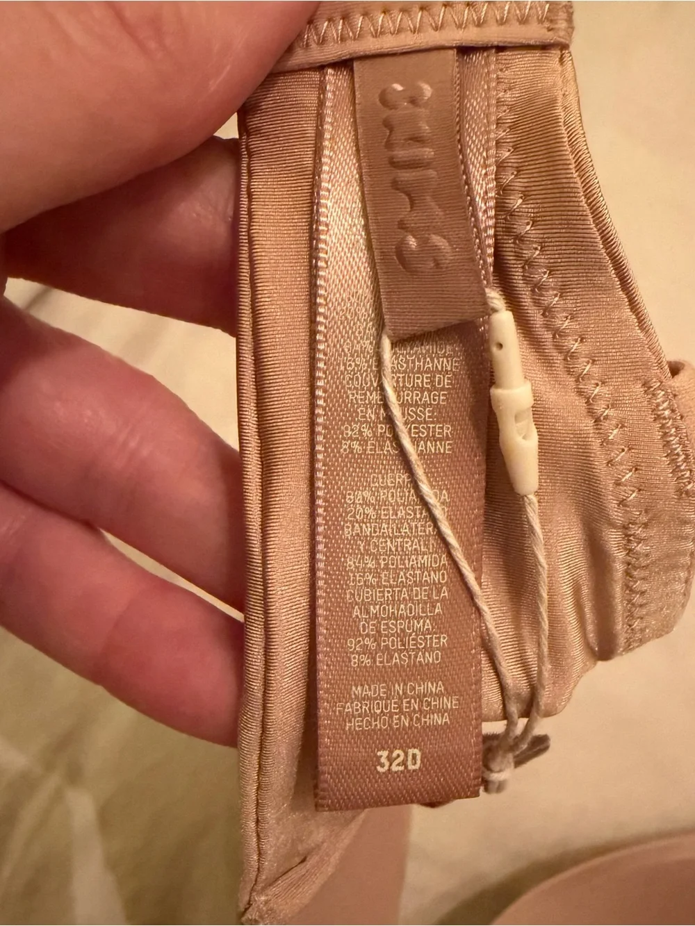 SKIMS Wireless Form T-shirt Bra 32D - Picture 2 of 4